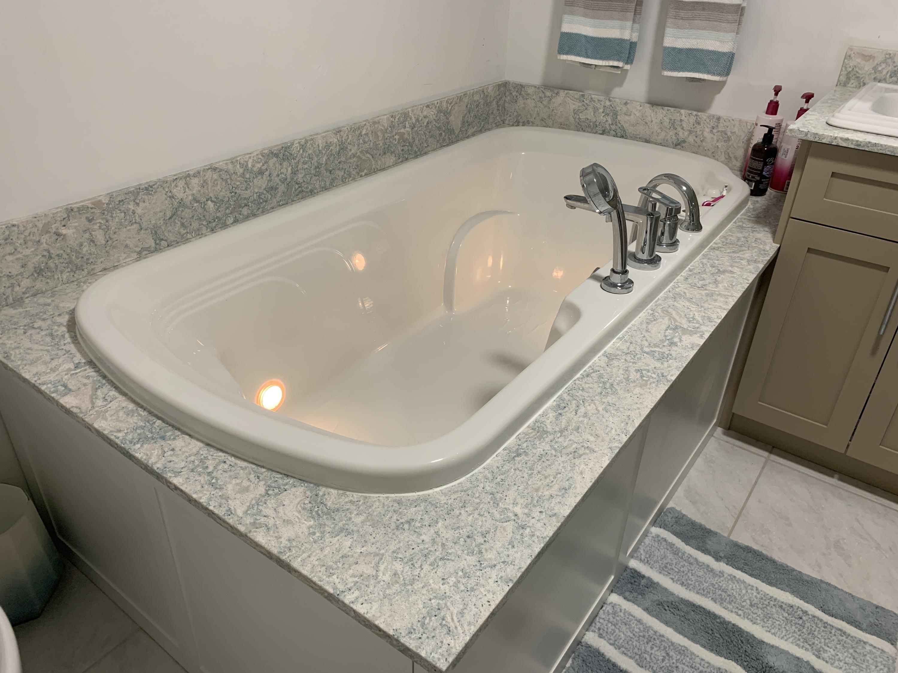 120 Key Honey Road Tavernier, FL 33070 - Photo 18 of 28 Lighted Jet Tub