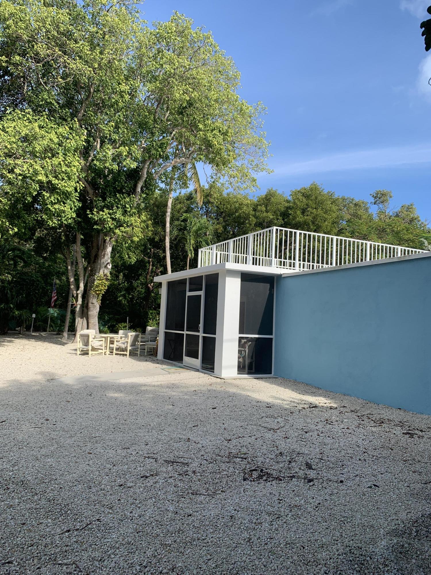 120 Key Honey Road Tavernier, FL 33070 - Photo 6 of 28 Rooftop Deck