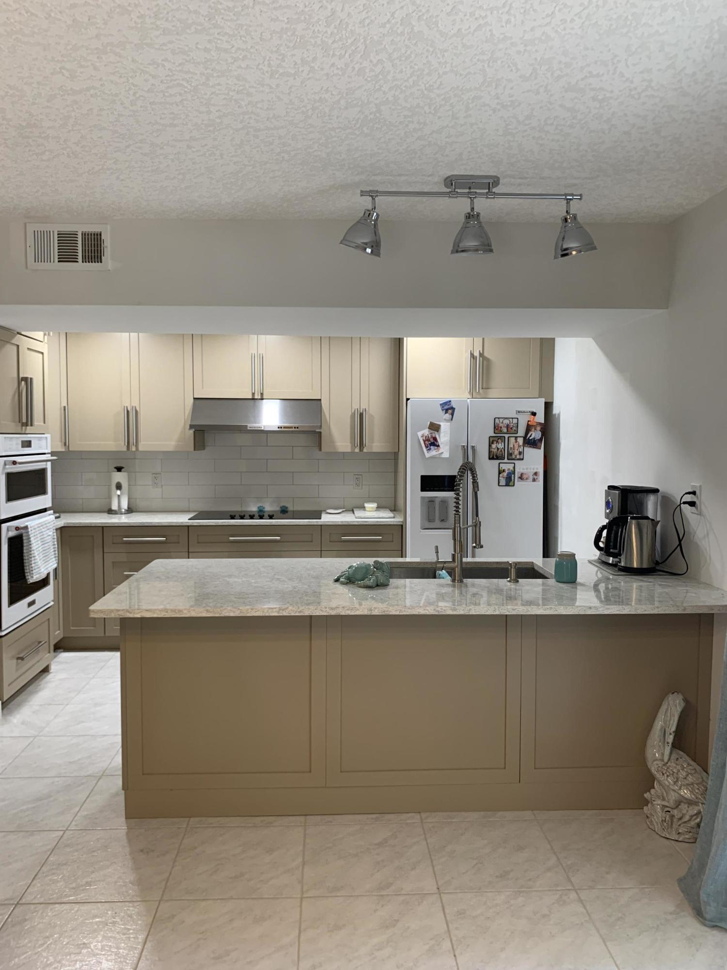 120 Key Honey Road Tavernier, FL 33070 - Photo 8 of 28 IMG_1270