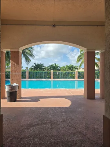 a view of outdoor space