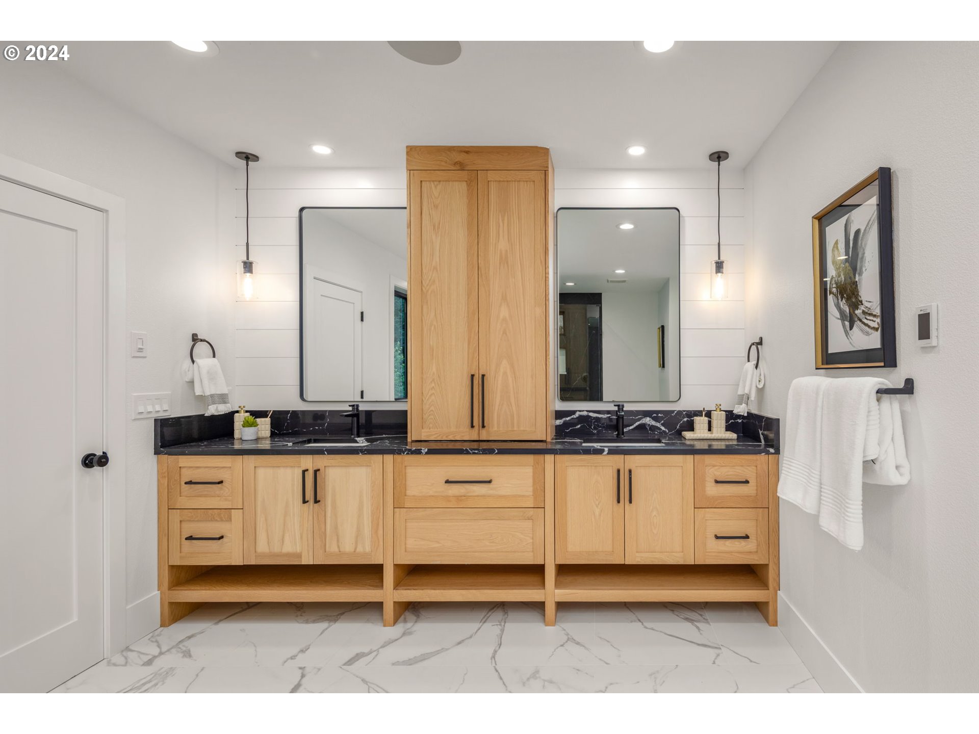 1755 Mapleleaf Road Lake Oswego, OR 97034 - Photo 25 of 47 Gallery Image 25