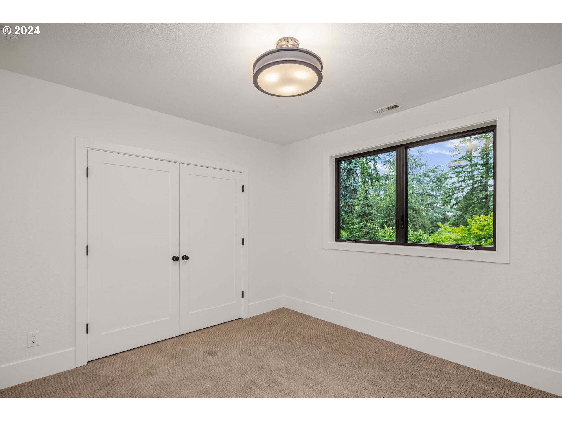 1755 Mapleleaf Road Lake Oswego, OR 97034 - Photo 30 of 47 Gallery Image 30