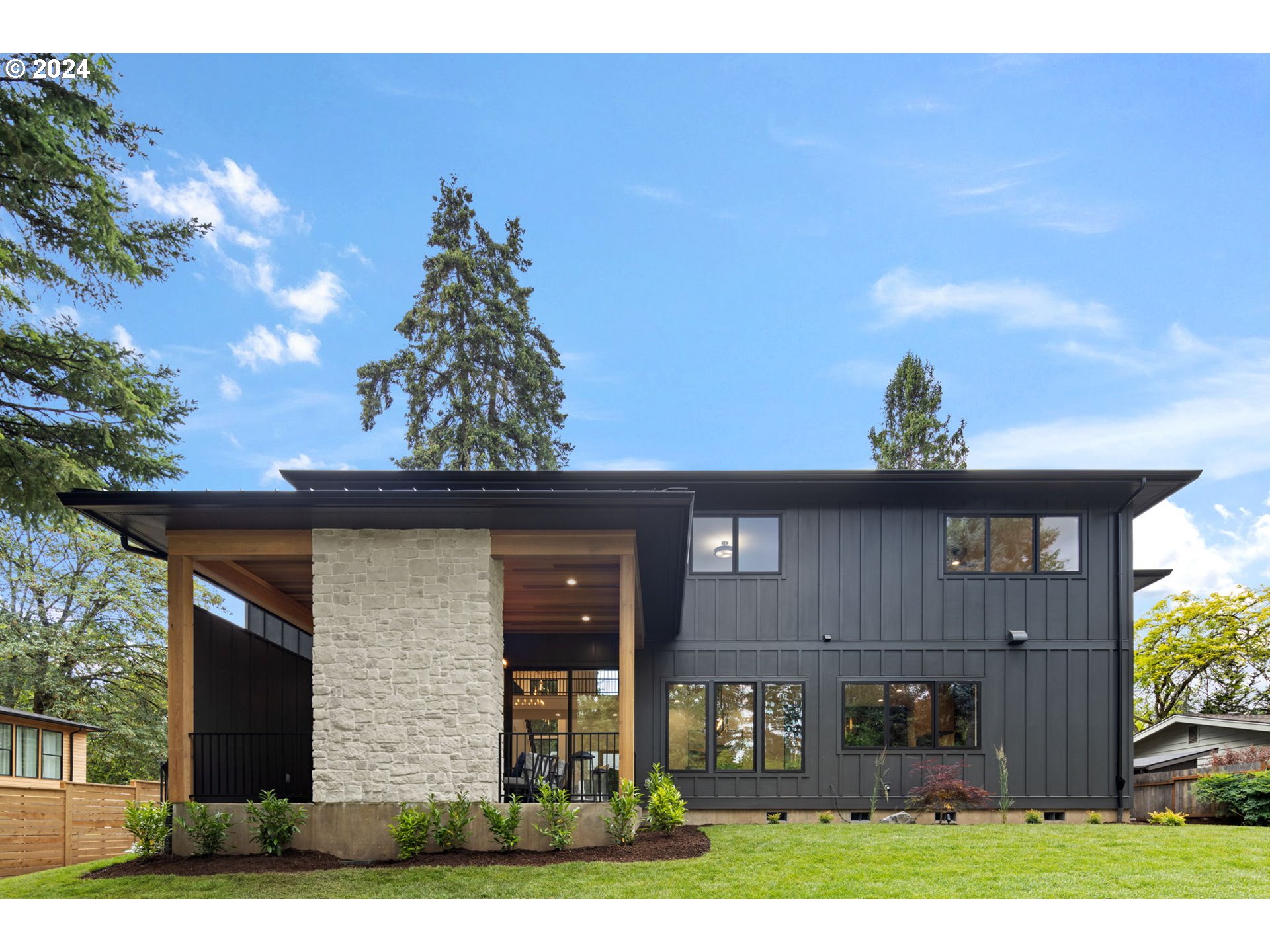 1755 Mapleleaf Road Lake Oswego, OR 97034 - Photo 38 of 47 Gallery Image 38