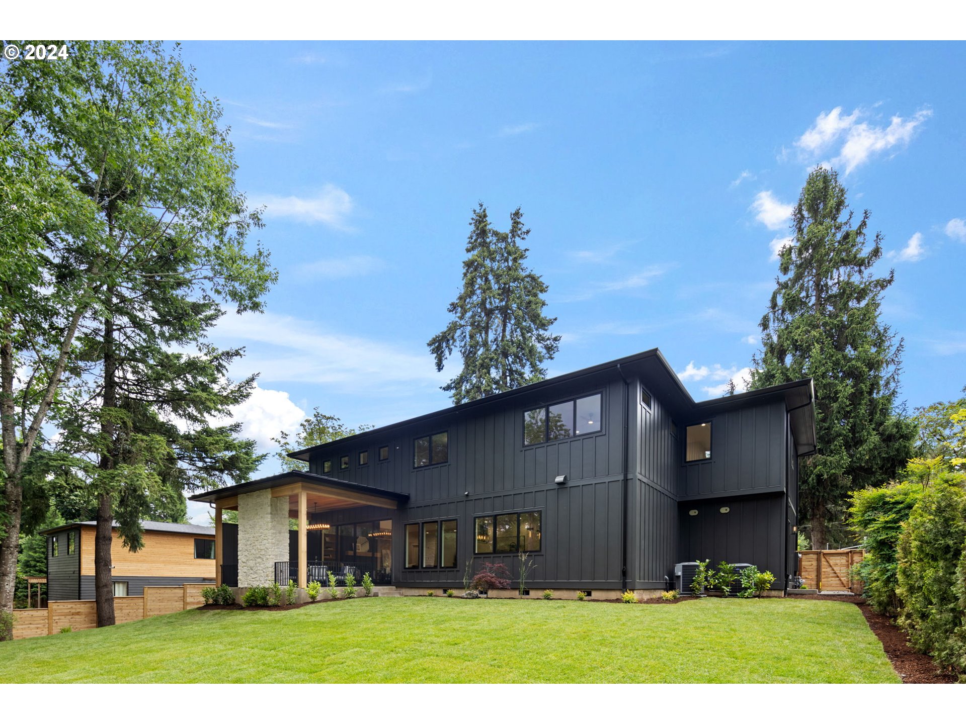 1755 Mapleleaf Road Lake Oswego, OR 97034 - Photo 39 of 47 Gallery Image 39