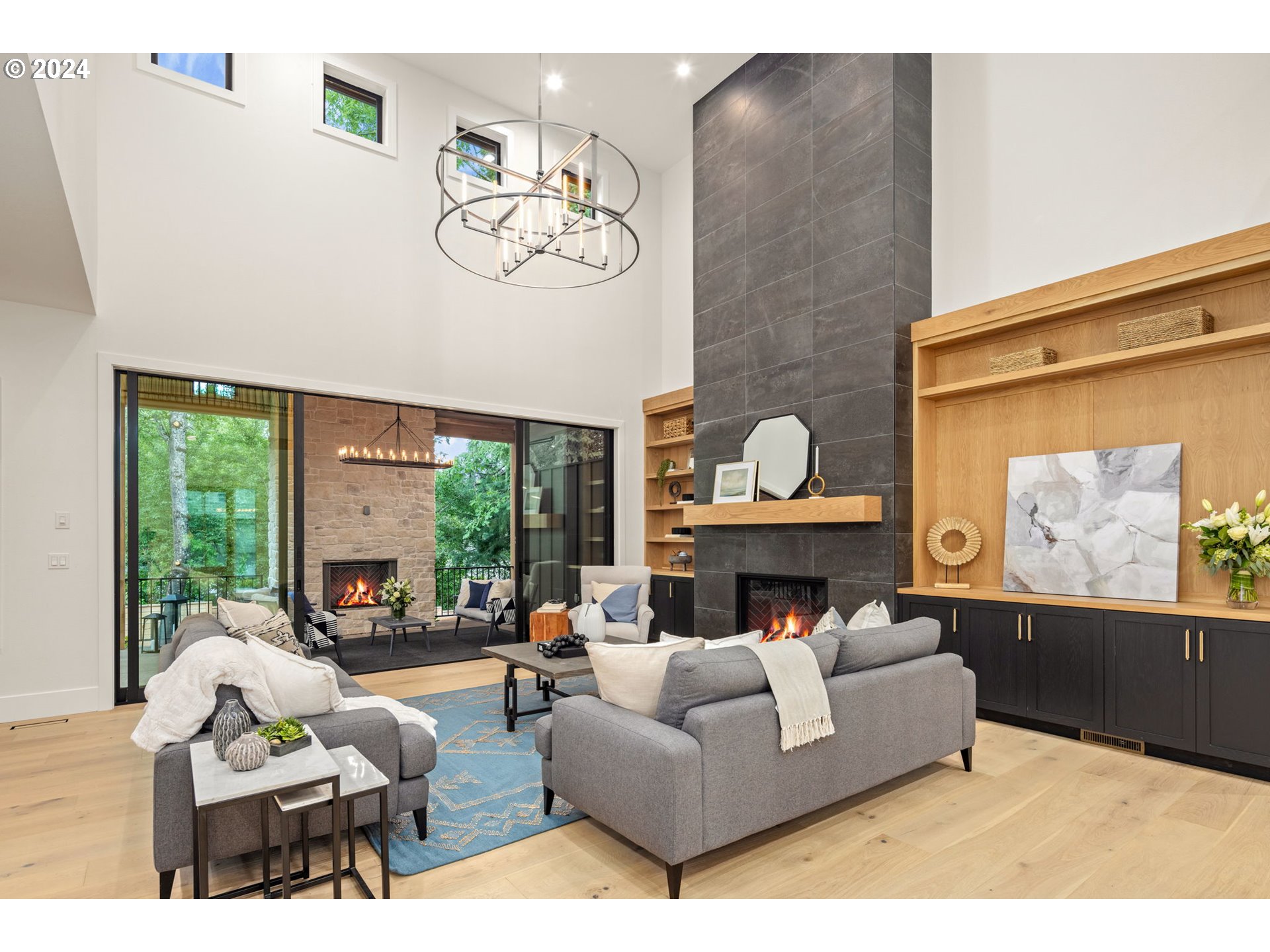 1755 Mapleleaf Road Lake Oswego, OR 97034 - Photo 6 of 47 Gallery Image 6