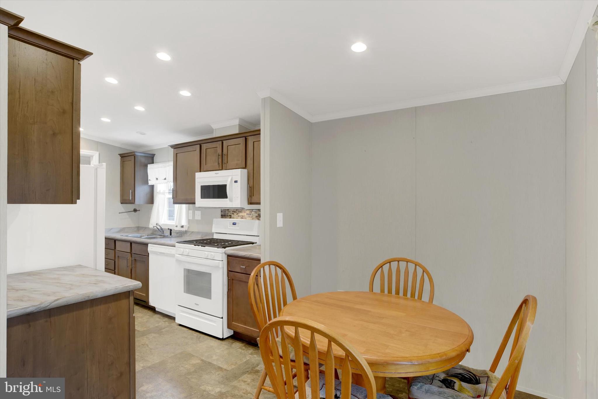 612 Range End Road, Unit 11 Dillsburg, PA 17019 - Photo 7 of 20