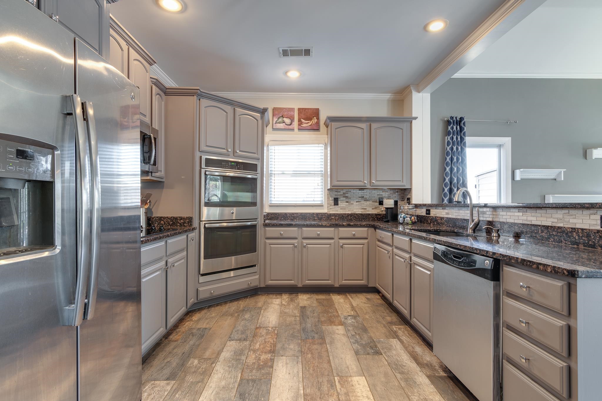 921 Hatton Street Collierville, TN 38017 - Photo 8 of 25 Gallery Image 8