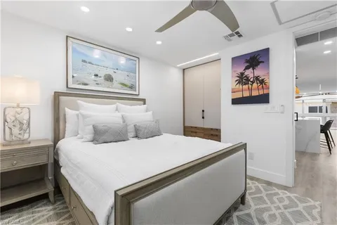 $824,950 | 2500 Gulf Shore Boulevard North, Unit N7, Naples, FL 34103