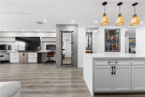 $824,950 | 2500 Gulf Shore Boulevard North, Unit N7, Naples, FL 34103