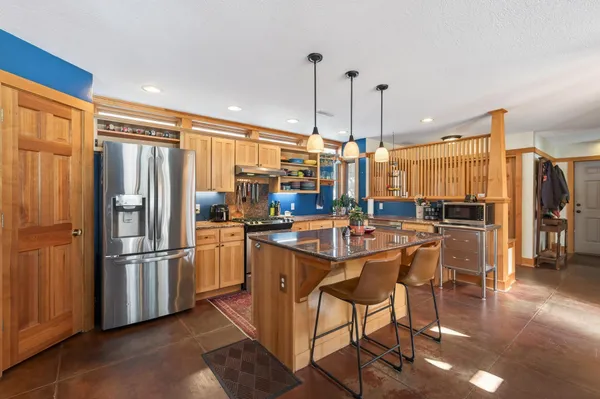 $670,000 | N8811 1047th Street, River Falls, WI 54022