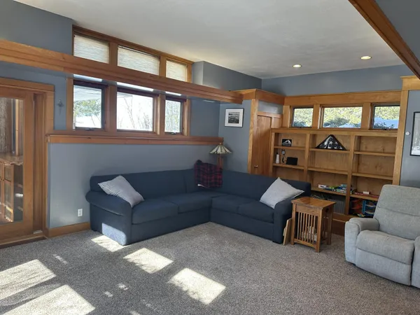 $670,000 | N8811 1047th Street, River Falls, WI 54022