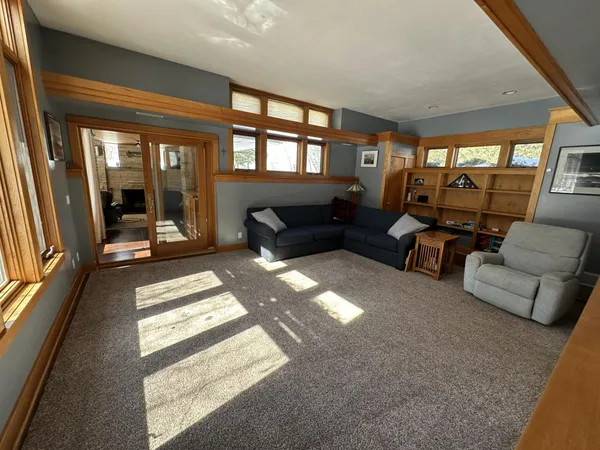 $670,000 | N8811 1047th Street, River Falls, WI 54022