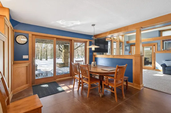 $670,000 | N8811 1047th Street, River Falls, WI 54022