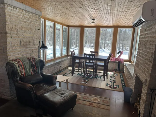 $670,000 | N8811 1047th Street, River Falls, WI 54022