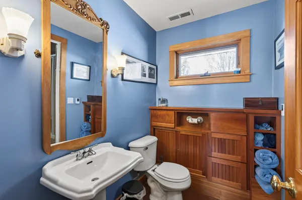 $670,000 | N8811 1047th Street, River Falls, WI 54022