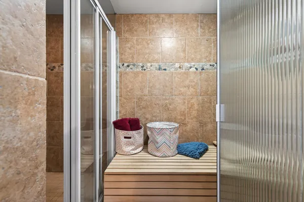 $670,000 | N8811 1047th Street, River Falls, WI 54022