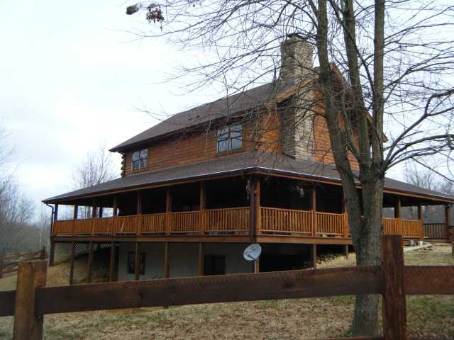 2621 Eckert Road Southeast Lancaster, OH 43130 - Photo 3 of 16