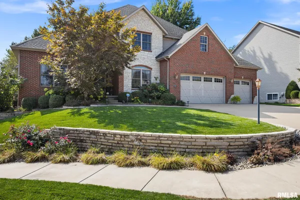 $659,500 | 6410 West Willow Oak Court, Edwards, IL 61528