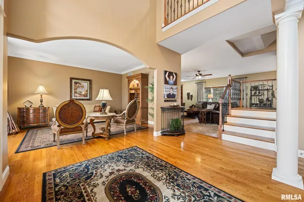 $659,500 | 6410 West Willow Oak Court, Edwards, IL 61528