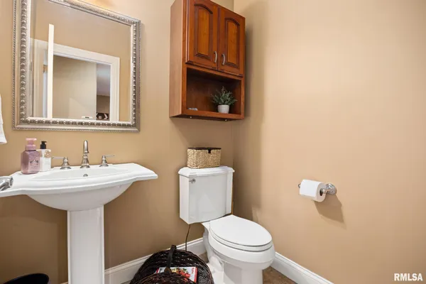 $659,500 | 6410 West Willow Oak Court, Edwards, IL 61528