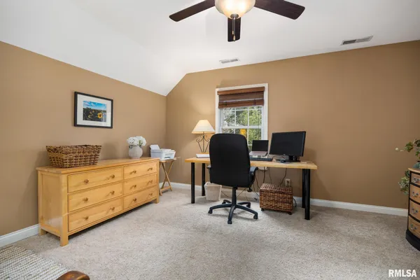 $679,500 | 6410 West Willow Oak Court, Edwards, IL 61528