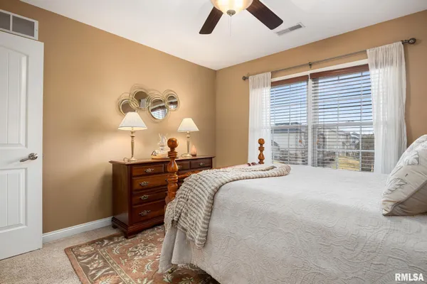 $659,500 | 6410 West Willow Oak Court, Edwards, IL 61528