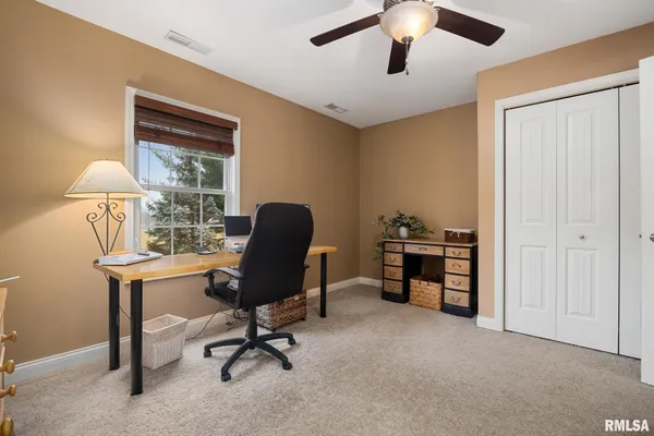 $679,500 | 6410 West Willow Oak Court, Edwards, IL 61528