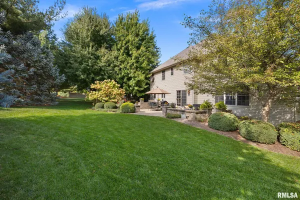 $679,500 | 6410 West Willow Oak Court, Edwards, IL 61528