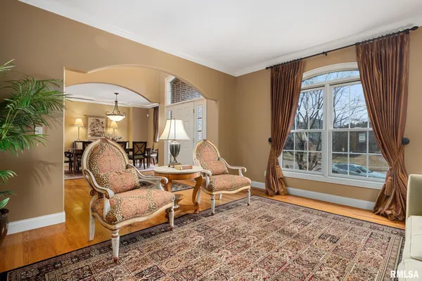 $679,500 | 6410 West Willow Oak Court, Edwards, IL 61528