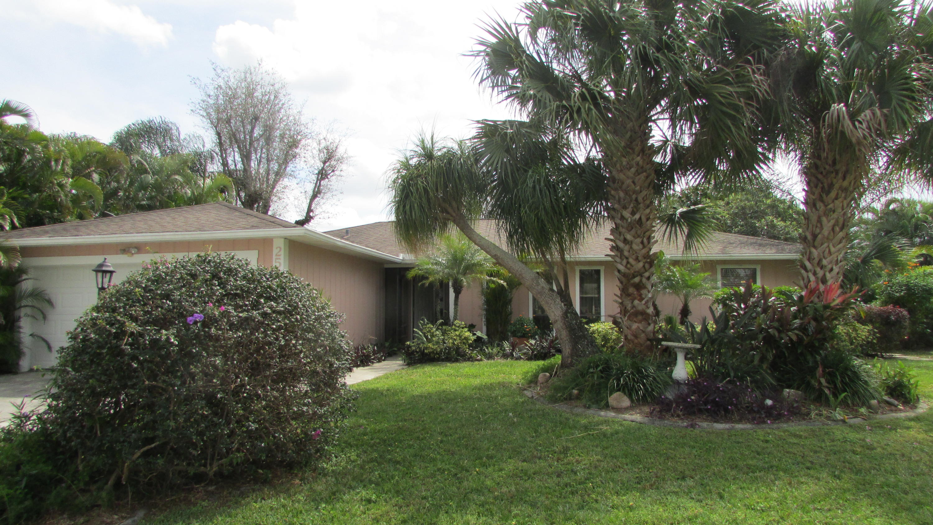2543 Inisbrook Road Riviera Beach, FL 33407 - Photo 1 of 29 Front
