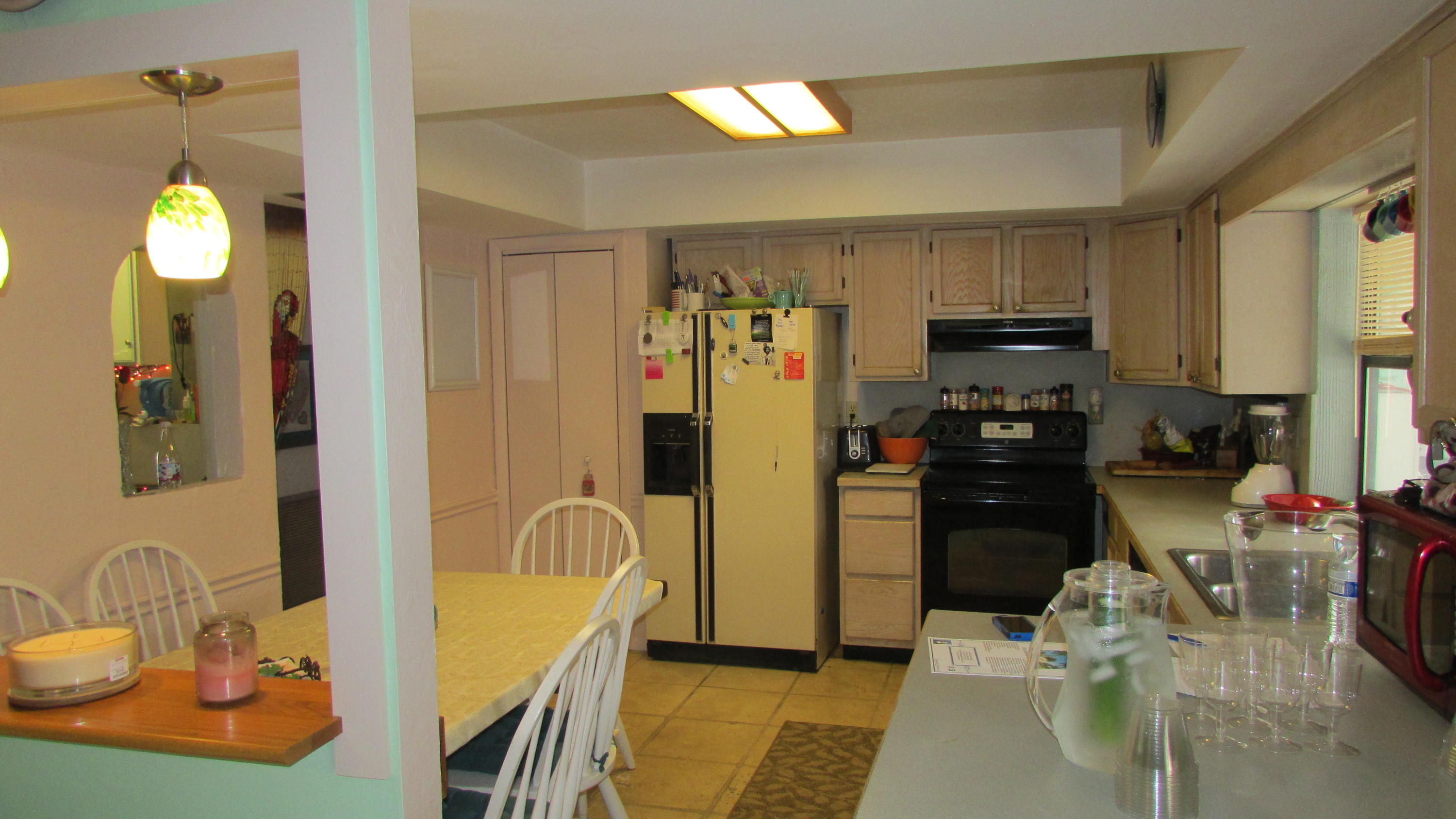 2543 Inisbrook Road Riviera Beach, FL 33407 - Photo 11 of 29 Kitchen