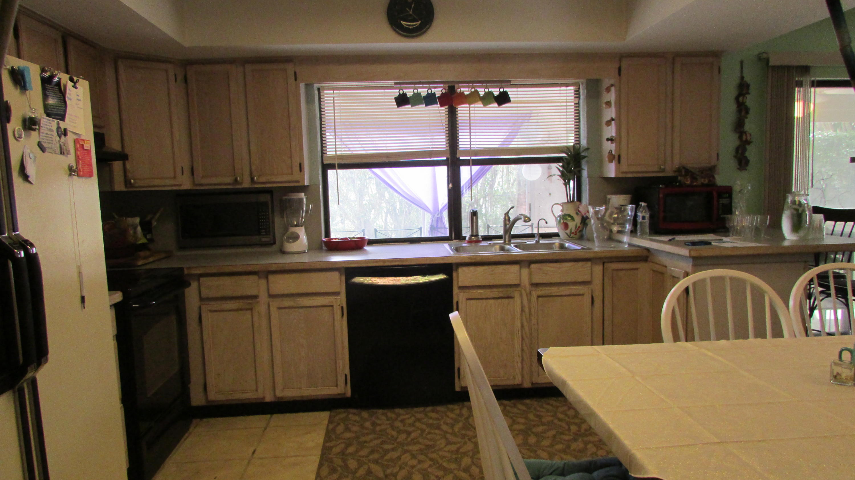 2543 Inisbrook Road Riviera Beach, FL 33407 - Photo 12 of 29 Kitchen