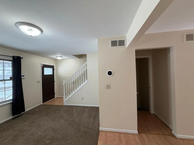 $2,200 | 2630 Bennett Street, Dearborn, MI 48124