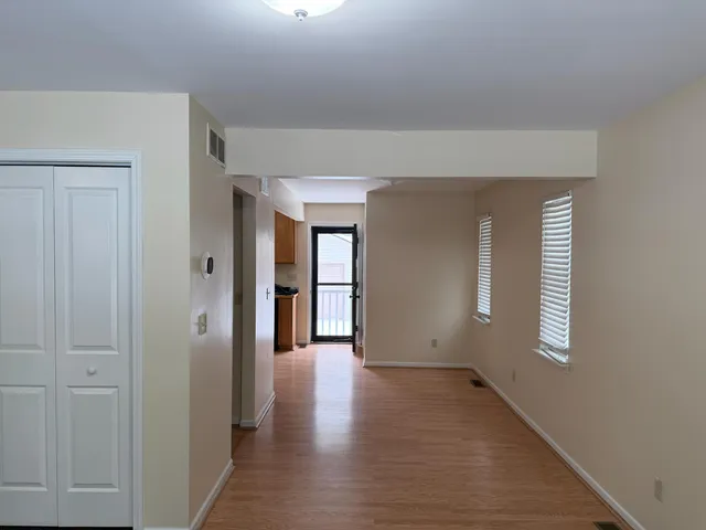 $2,200 | 2630 Bennett Street, Dearborn, MI 48124