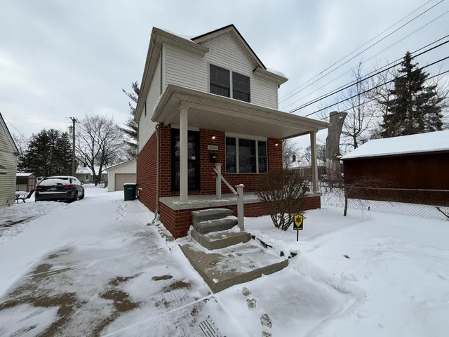 $2,200 | 2630 Bennett Street, Dearborn, MI 48124