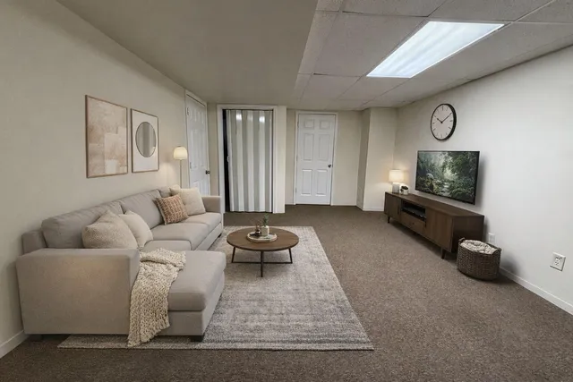 $2,200 | 2630 Bennett Street, Dearborn, MI 48124