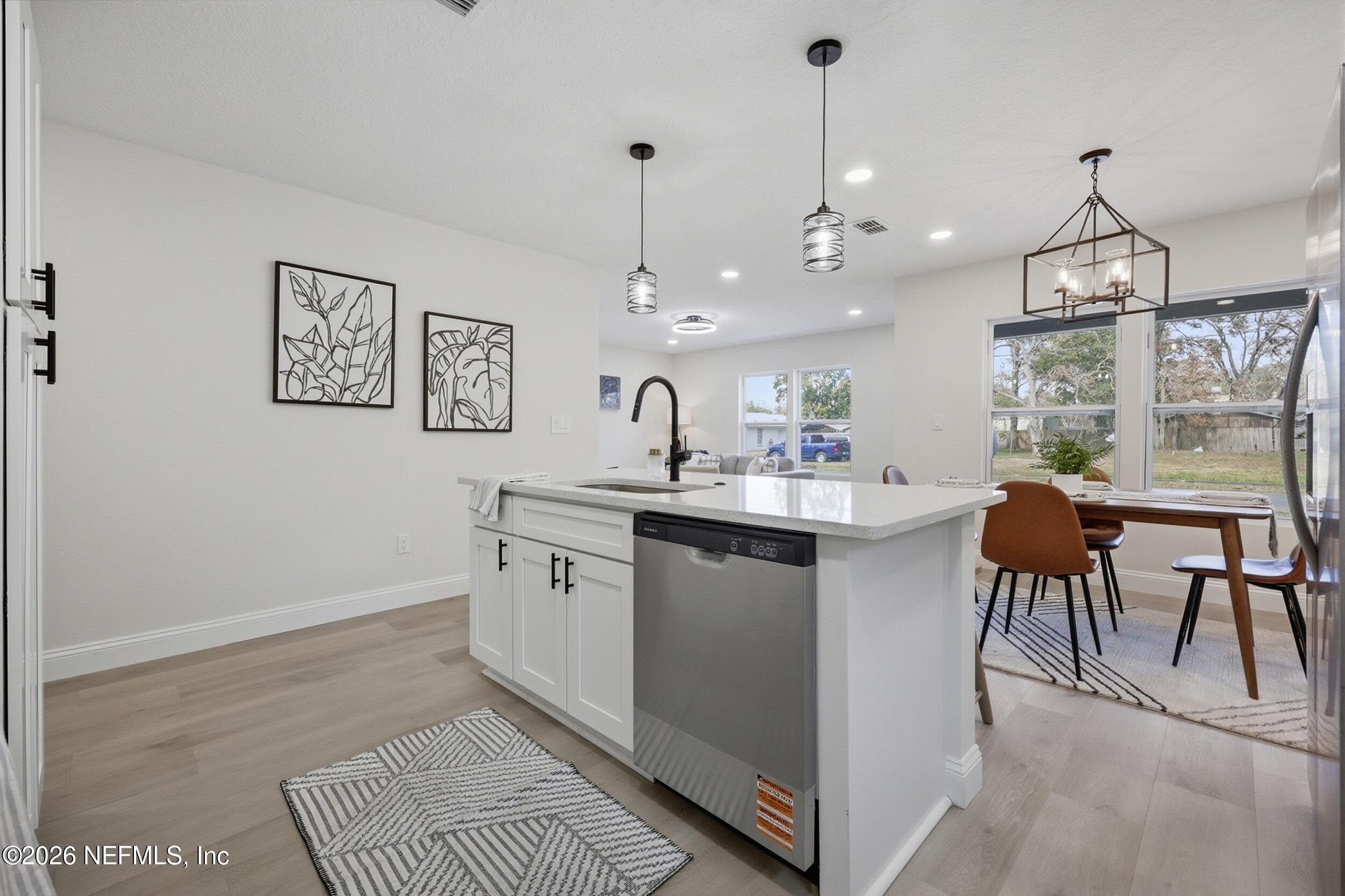 4646 Hunt Street Jacksonville, FL 32254 - Photo 11 of 30 the real estateographers_011