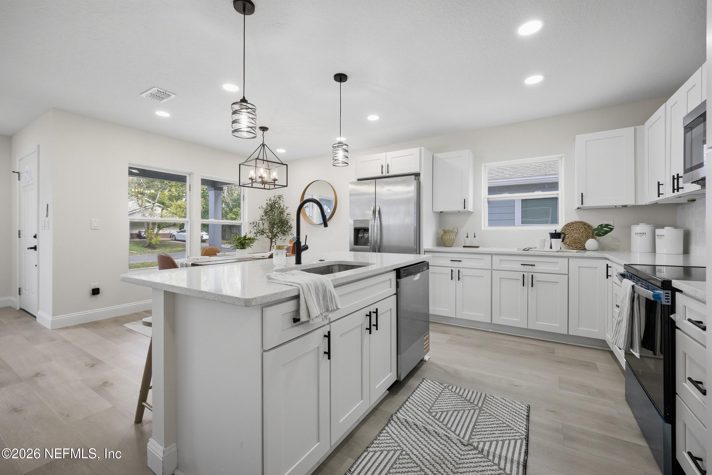 4646 Hunt Street Jacksonville, FL 32254 - Photo 9 of 30 the real estateographers_009