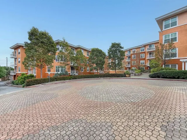 $525,000 | 401 Crescent Court, Unit 4401, San Francisco, CA 94134