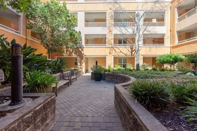 $525,000 | 401 Crescent Court, Unit 4401, San Francisco, CA 94134