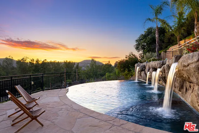 $3,190,000 | 24410 Mulholland Highway, Calabasas, CA 91302