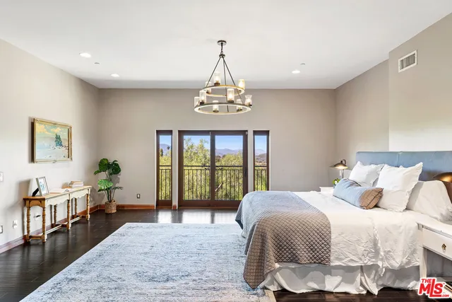$3,190,000 | 24410 Mulholland Highway, Calabasas, CA 91302