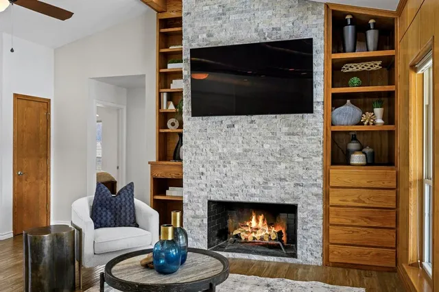 $1,100,000 | 1070 Lakeview Court, Copper Canyon, TX 76226