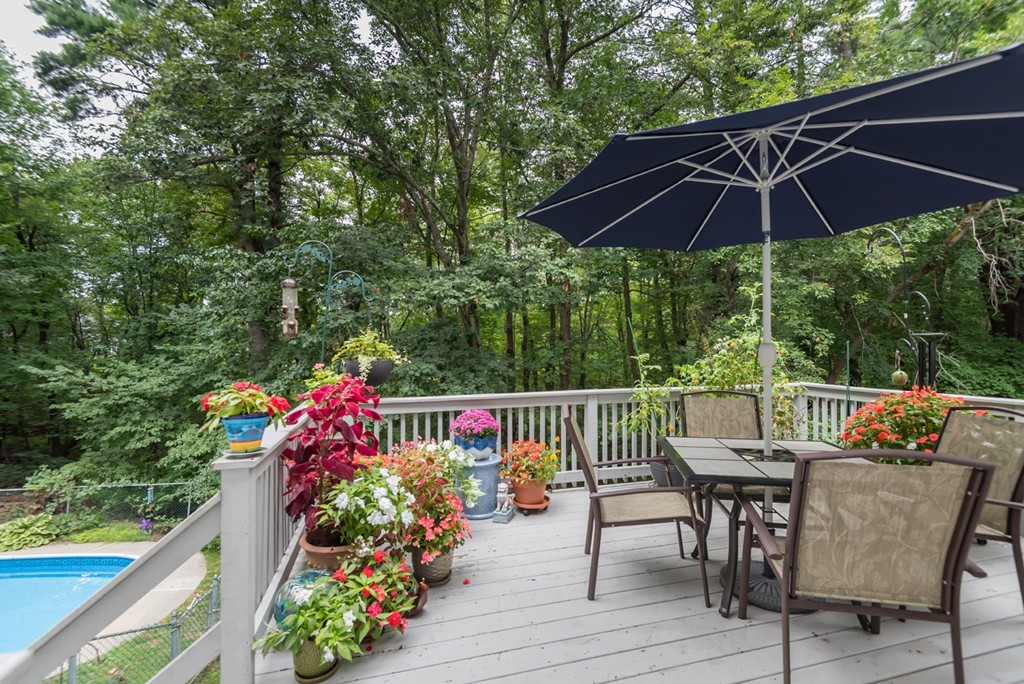 70 Candlestick Road North Andover, MA 01845 - Photo 25 of 30 Gallery Image 25