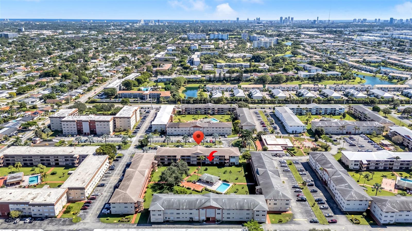 5300 Washington Street, Unit H137 Hollywood, FL 33021 - Photo 4 of 30 a view of a city