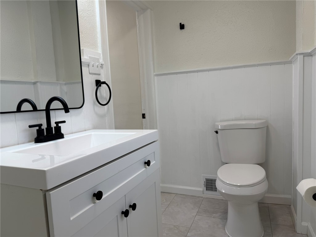 38 Hazelwood Terrace Rochester, NY 14609 - Photo 15 of 26