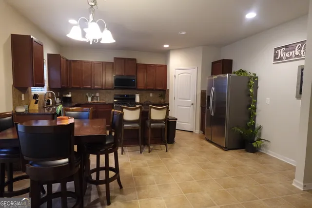 $2,300 | 9775 Ivey Ridge Circle, Jonesboro, GA 30238