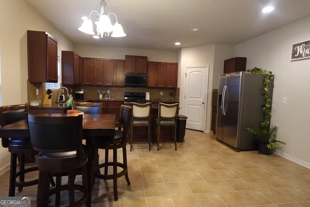 $2,300 | 9775 Ivey Ridge Circle, Jonesboro, GA 30238