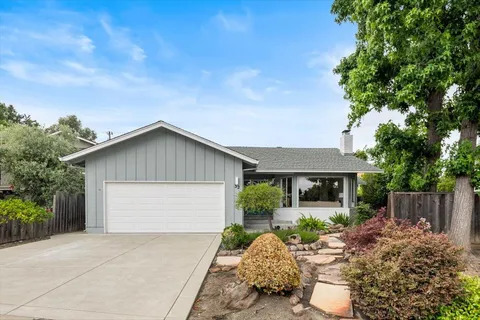 $2,100,000 | 32 Bradshaw Terrace, Redwood City, CA 94062