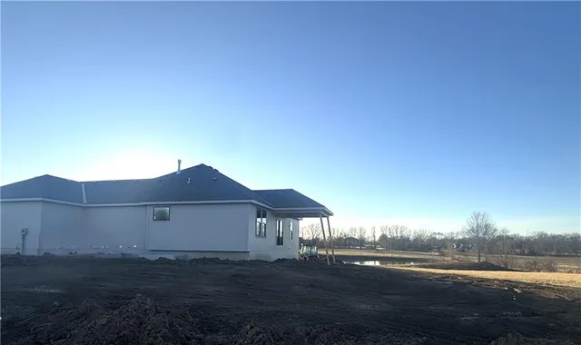 $799,900 | 30202 East Norris Court, Grain Valley, MO 64029